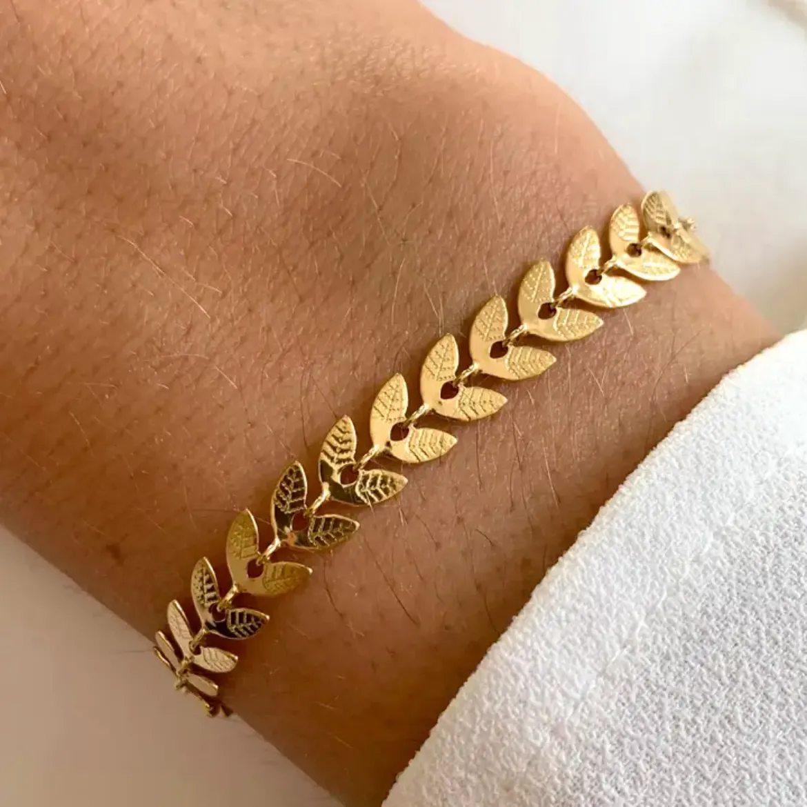 Image de Bracelet femme Victoire Collection aux élégantes feuilles de laurier
