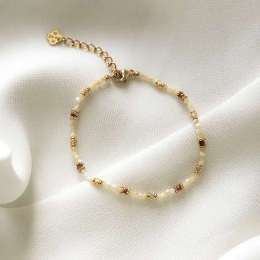 Image de Bracelet femme Victoire Collection avec perles en nacre blanche
